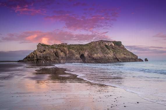 Lifeboat and coastguard crews assist in missing person search across Tenby’s beaches