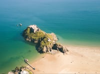 Tenby island fort history lesson for Saundersfoot WI