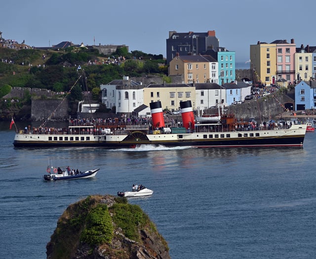 A warm Tenby welcome for Waverley paddle steamer