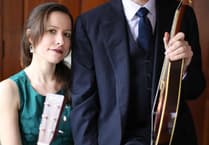 Folk and Roots Duo Liz Simmons and Flynn Cohen to play Pembrokeshire